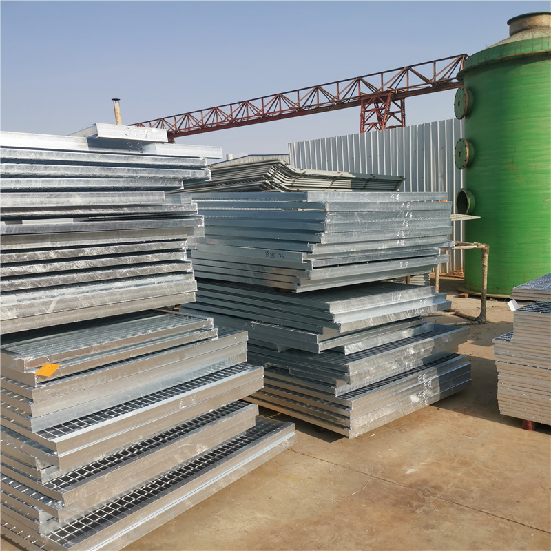 烏魯木齊采購700噸電廠平台麻豆精品国产传媒柵板現場施工3月完工